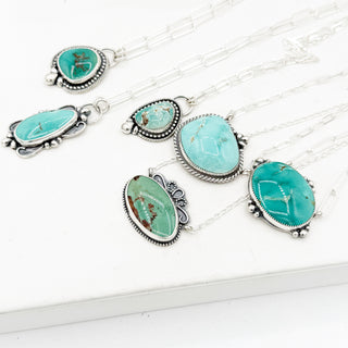 HJC Nila Bar Necklaces
