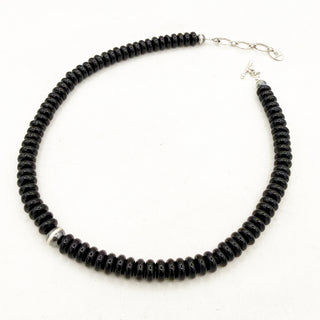 The Anchor Necklace in 10 Stones