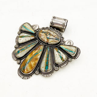 HJC x Kurt Card Large Royston Ribbon Half Cluster Pendant