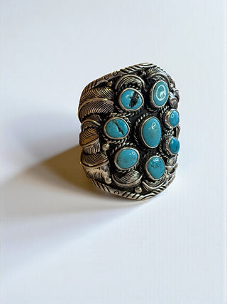 Jesus Vega x HJC Ithica Peak Cuff