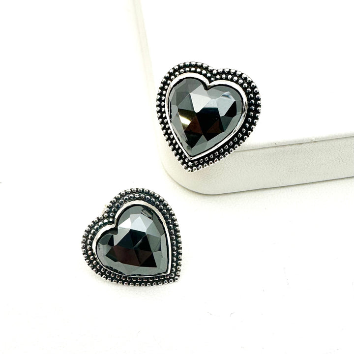 Everyday Heart Studs - Faceted Hematite