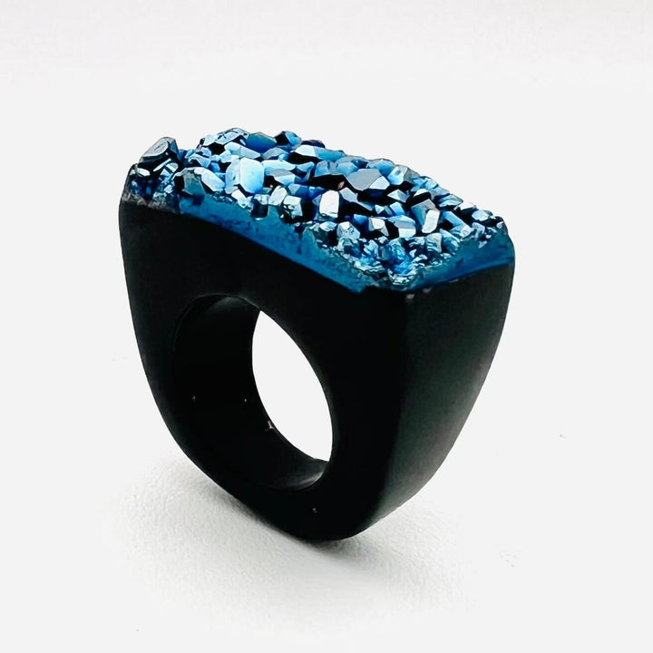 The Gemfire Ring - Warlock Black Agate