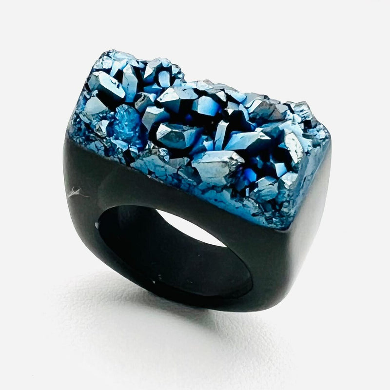 The Gemfire Ring - Warlock Black Amethyst